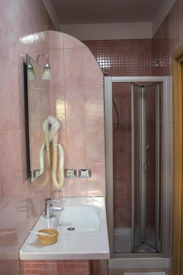 Hotel Ginevra Poggiomarino Ngoại thất bức ảnh